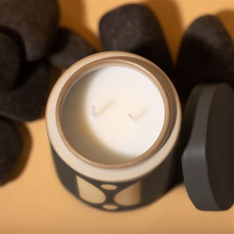 Form 12 Oz Candle Palo Santo Suede Paddywax