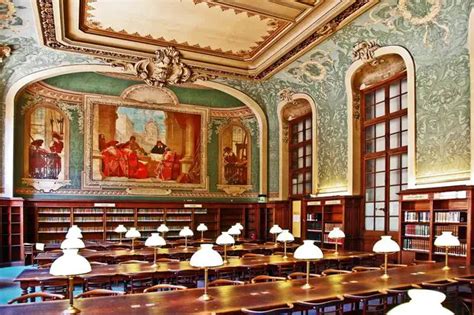 8 Most Beautiful and Unique Libraries in Paris