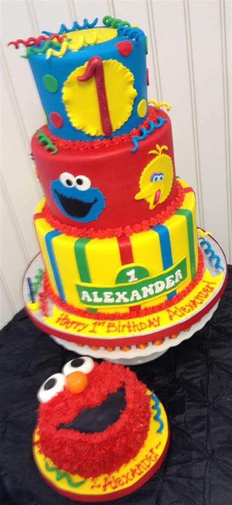 Sesame Street Birthday Cake - CakeCentral.com