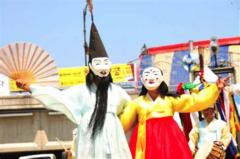 Korean Festivals - Music & Food Events in the South