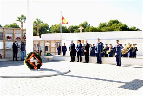 La Aga Rinde Homenaje A Los Ca Dos En El Cementerio De San Javier San