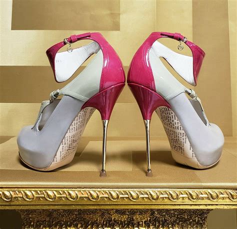 Rare JOHN GALLIANO LEATHER NUDE PINK COLOR BLOCK PLATFORM STILETTO
