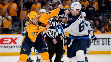 Michael McCarron on fight that sparked Nashville Predators comeback