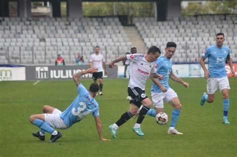 U Cluj A Pierdut Cu Fc Voluntari Foto Tiri De Cluj