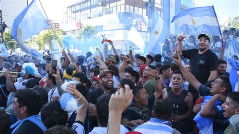 El drone de LMN te muestra cómo se vivió el pase de la Selección en Neuquén