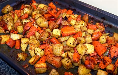 The Queen S Table Easy Roasted Root Vegetables