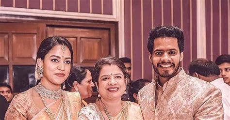 HD Kumaraswamy's son Nikhil weds Revathi in presence of 50 members