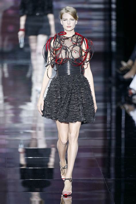 Giorgio Armani Prive Couture Fashion Show Collection Fall Winter