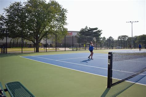 Lakewood Middle School Tennis Meet - Photo Gallery