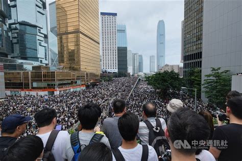 反送中抗爭 紐時：香港特首意志堅定北京難讓步 兩岸 重點新聞 中央社 Cna