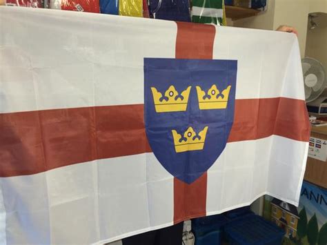 the-striking-flag-of-east-anglia-with-its-wuffingas-dynasty-crowns ...