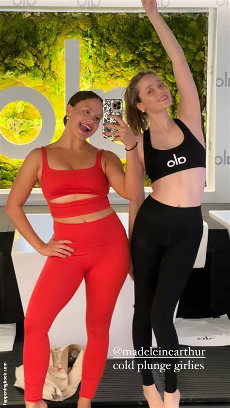 Sarah Jeffery Nude OnlyFans Leaks Fappening FappeningBook