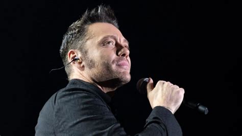 Tiziano Ferro Scoppia In Lacrime Durante Il Concerto Cos Successo