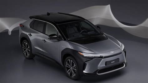 Toyota abrirá pedidos de su nuevo SUV eléctrico el bZ4X a finales de