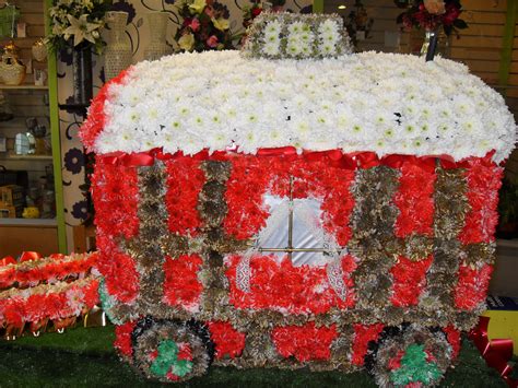 Gypsy Caravan Funeral Tribute Janet Pattison The Florist Hull