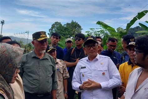 Atasi Banjir Padang Bnpb Bantu Rp Juta Beli Perahu Hingga Pompa