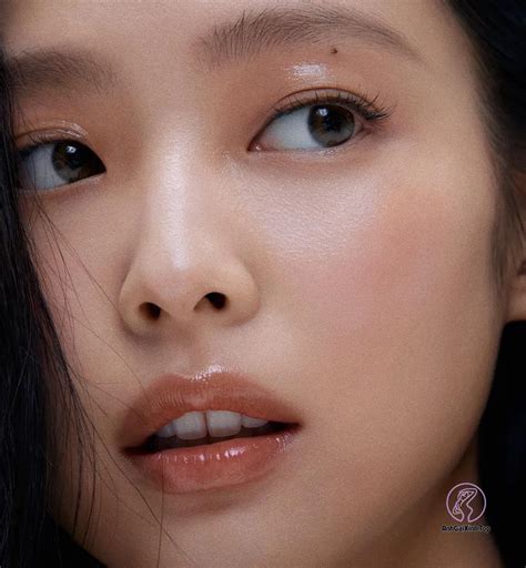 Ảnh Jennie nude khoe hàng táo bạo với những bộ đồ hở hang Ảnh Gái Xinh