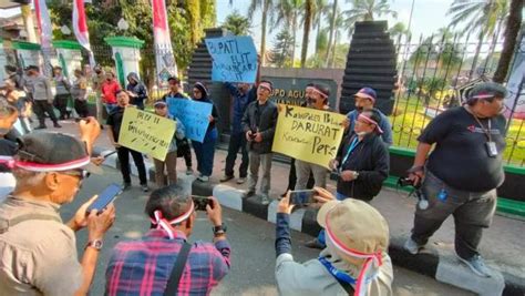 Ijti Blitar Tujuan Demo Wartawan Pada Bupati Bukan Ngopi Bareng Tapi