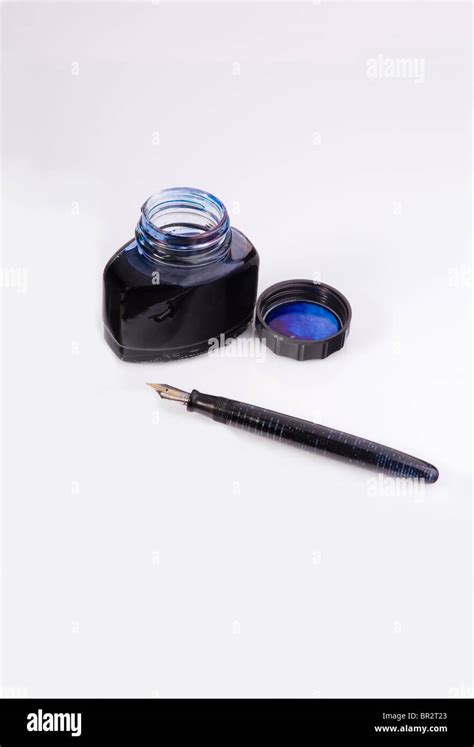 Old Fountain Pen Ink Hi Res Stock Photography And Images Alamy