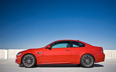 2010 BMW M3 Coupe - BMW Luxury Sport Coupe Review - Automobile Magazine