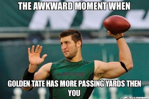 14 Funny Football Memes Just In Time For The Super Bowl