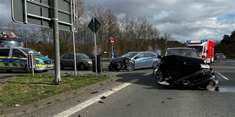 Mehrere Beteiligte Fahrzeuge Dorstener Verursacht Unfall Auf