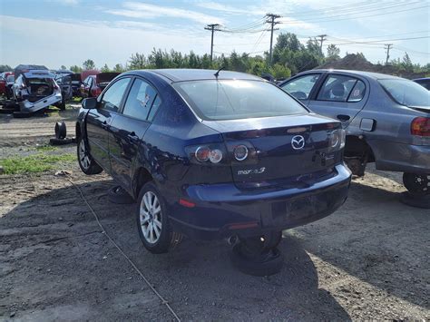 MAZDA MAZDA3 2008 Trois Rivières Kenny U Pull