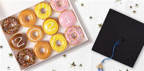 Krispy Kreme Is Giving Out A Dozen Doughnuts To 2021 Grads In 2023 Krispy Kreme Strawberry