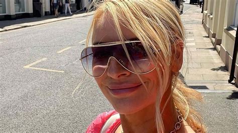 Strictlys Tess Daly Shares Incredibly Rare Photo Of Daughter Phoebe As