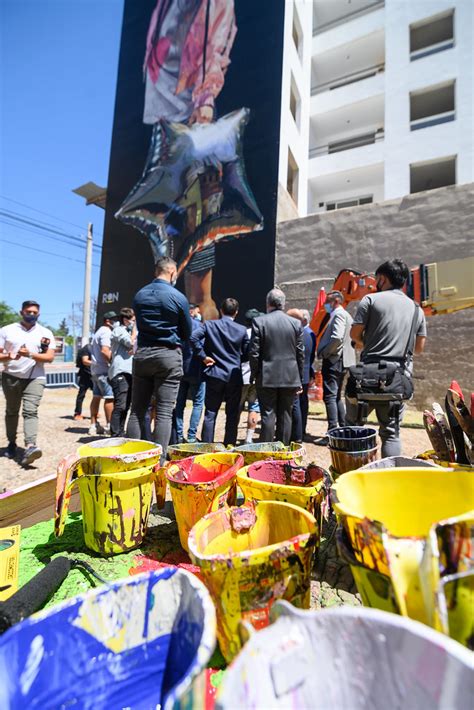 Un Impactante Mural De Metros En Barrio Observatorio Flickr