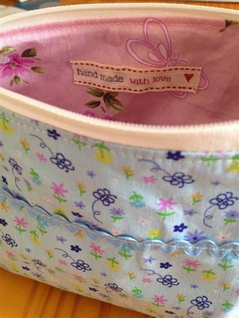 Easy Sew Cosmetics Bag Even I Can Make It Garden Tea Cakes