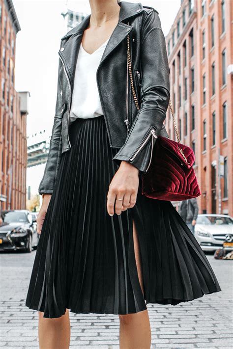 An Edgy Way To Wear A Pleated Skirt Fashion Jackson