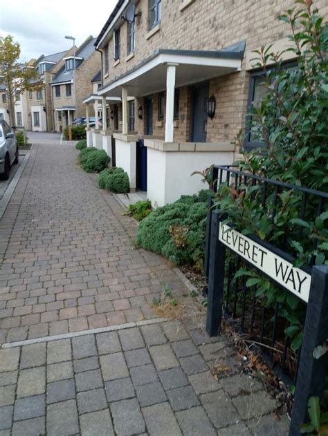 Love S Farm St Neots Cambridgeshire Farm Sidewalk