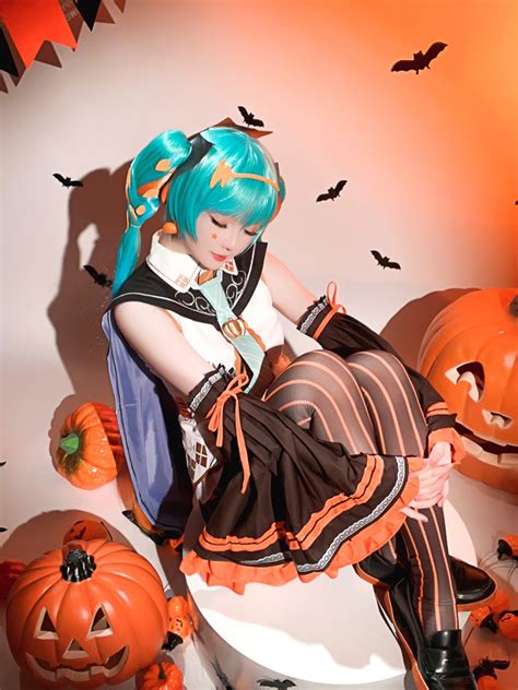 Hoshilily 星之迟迟 Hatsune Miku Halloween Nude NudeCosplayGirls