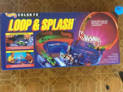 Hot Wheels Color FX Loop And Splash Race Car Track SCHULTIS SON INC