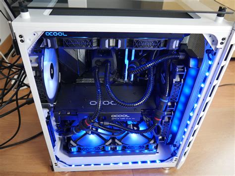 What S Really Going In The Corsair Crystal Series 680X RGB Case Reviewed