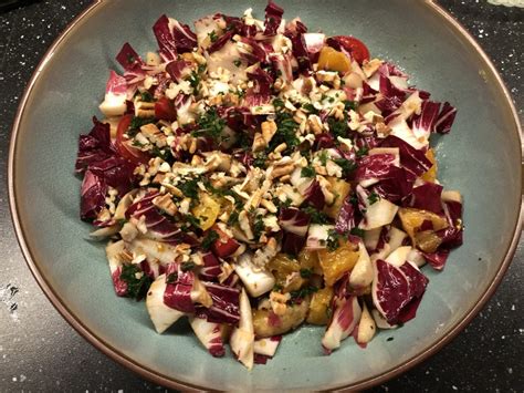 Winterlicher Radicchio Orangen Salat Mit N Ssen Topfkieker De