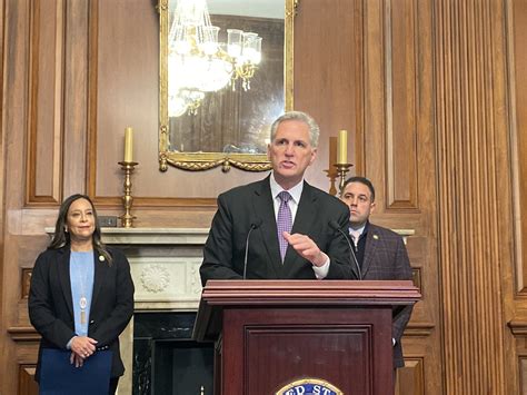 Government shutdown nears: U.S. House GOP fails to pass one-month