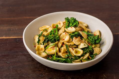 Orecchiette Con Cime Di Rapa Recipe Great Italian Chefs