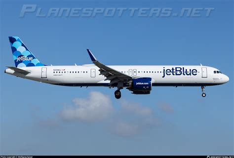 N2086J JetBlue Airways Airbus A321 271NX Photo By Wolfgang Kaiser ID