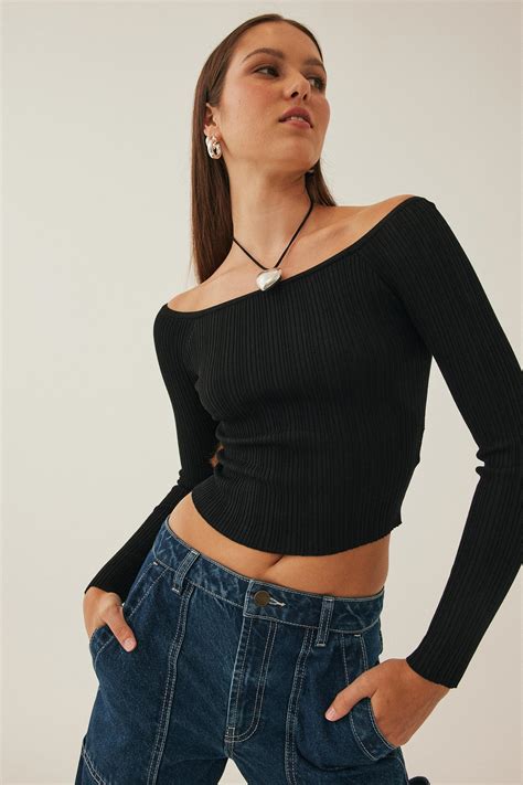 Catherine Off Shoulder Top Black Supré T Shirts Vests And Camis