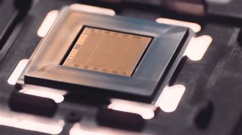 IBM manufactures the world's first '2nm process chip', 45% performance ...