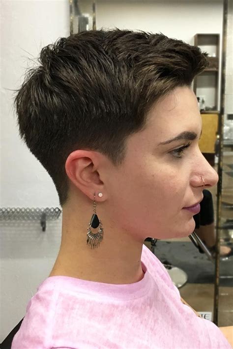 Stylish Androgynous Haircuts For All Hair Types And Hair Moods Top