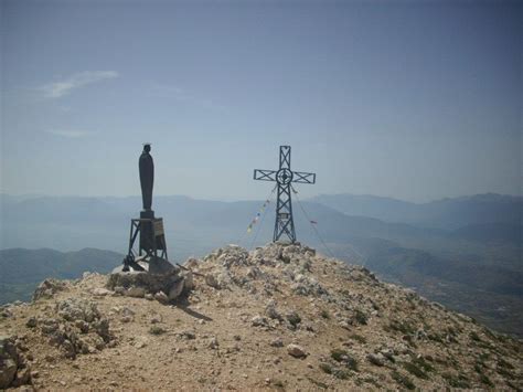 Agosto Escursione Sulla Vetta Del Monte Velino Il Signore Del Lago