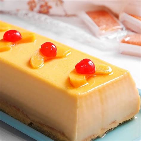 Tarta de verano sin horno con sobaos pasiegos y melocotón en almíbar