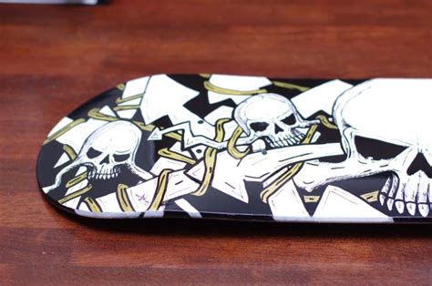 Custom Painted Skull Design Skateboard Airbrushed Skateboard