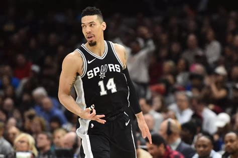 Spurs Rudy Gay Contract Dinofalas