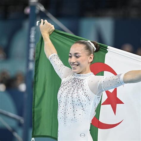 Jo 2024 Comment La Gymnaste Kaylia Nemour Formée En France Puis En