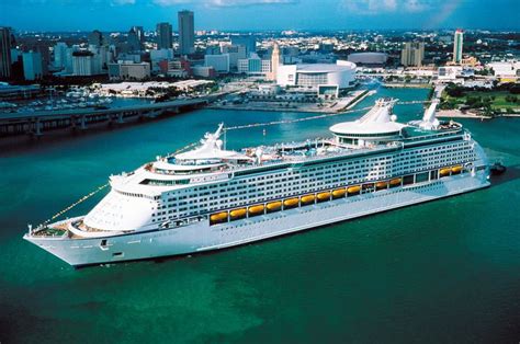 Royalcaribbean Exploreroftheseas Reise Kreuzfahrt Urlaub