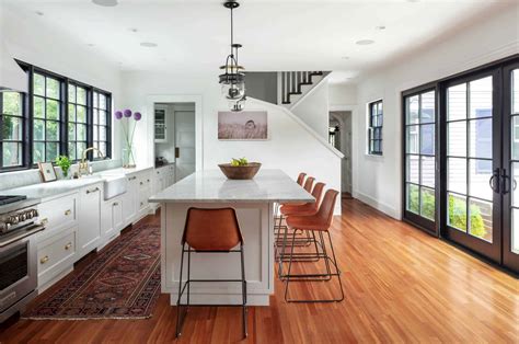 New England Farmhouse Kitchens